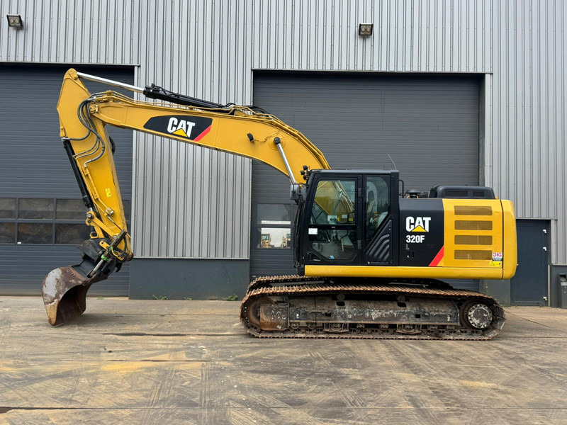 Caterpillar 320FL incl. 3 x Bucket - حفارات زحافة: صور 1 Caterpillar 320FL incl. 3 x Bucket - حفارات زحافة: صور 1