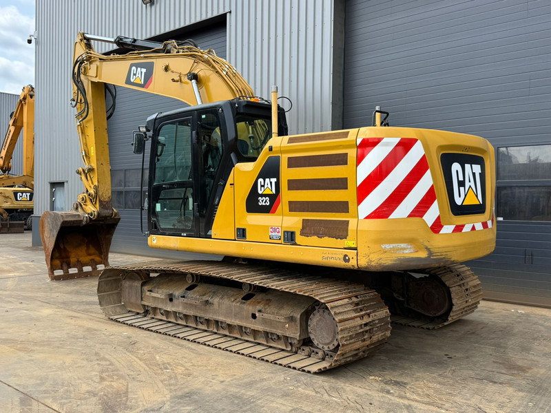 Caterpillar 323 - حفارات زحافة: صور 2 Caterpillar 323 - حفارات زحافة: صور 2