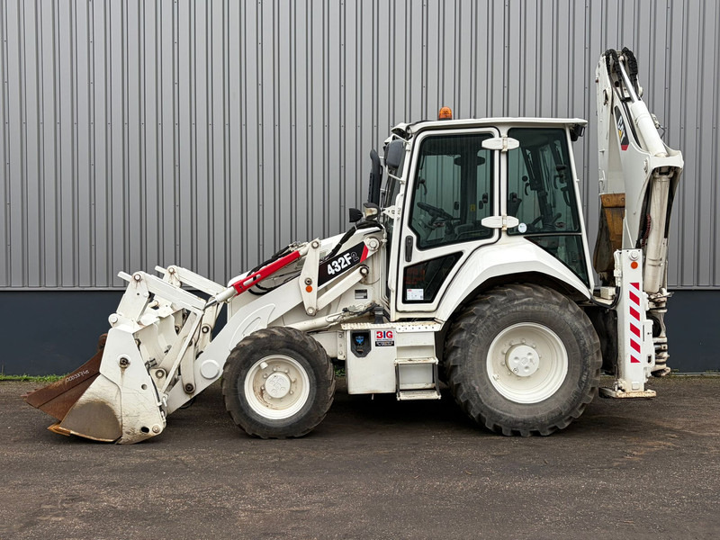 Caterpillar 432F2 - حفار متعدد الاستخدام: صور 1 Caterpillar 432F2 - حفار متعدد الاستخدام: صور 1