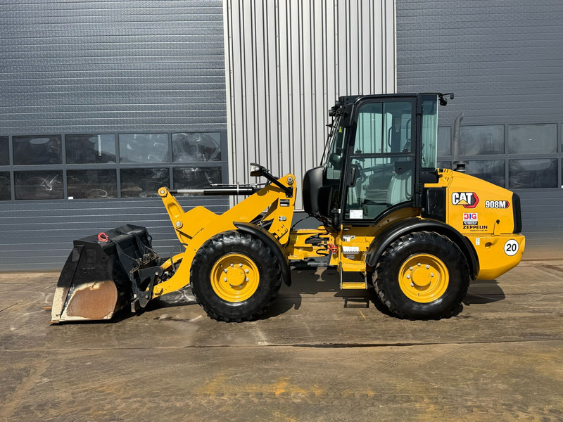 Caterpillar 908M - اللودر بعجل: صور 1 Caterpillar 908M - اللودر بعجل: صور 1
