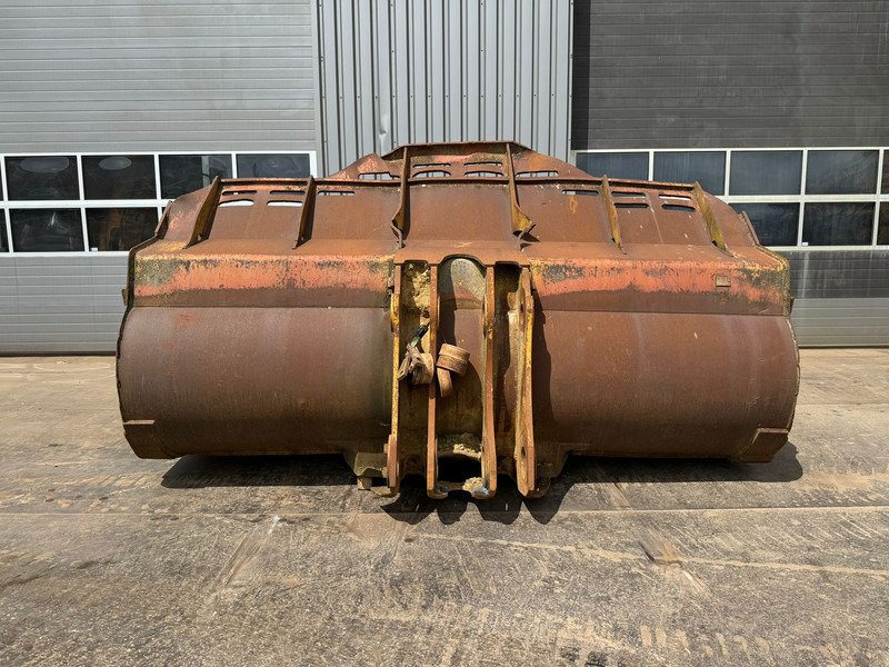 Caterpillar Bucket 988H - بكت: صور 2 Caterpillar Bucket 988H - بكت: صور 2