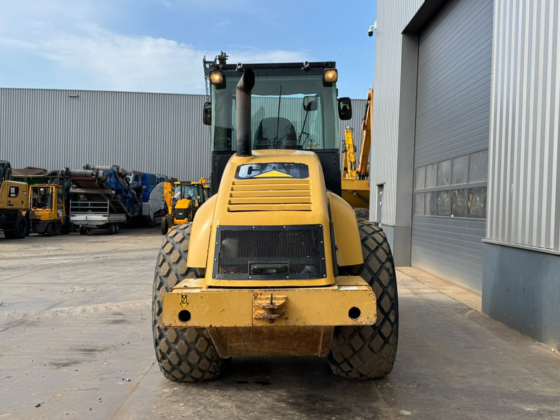 Caterpillar CS563E - مدحلة: صور 4 Caterpillar CS563E - مدحلة: صور 4
