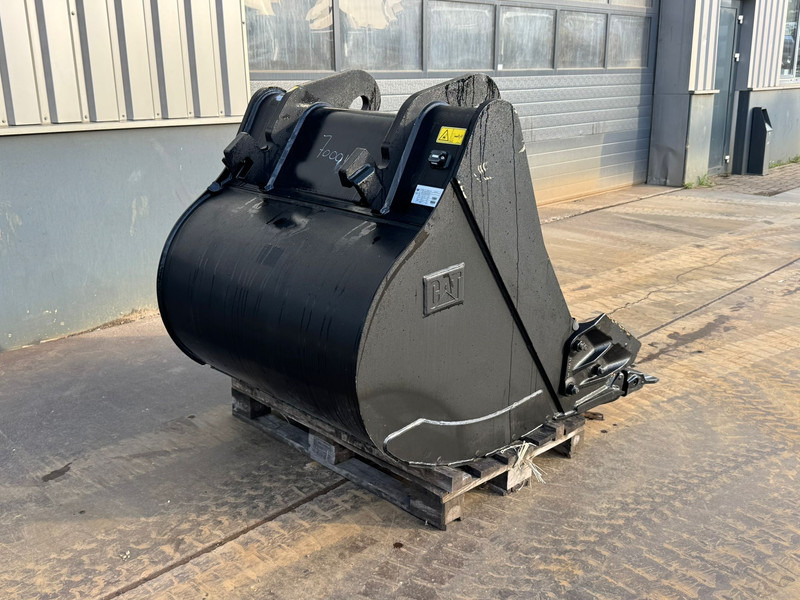 Caterpillar CW40 1200mm Bucket - بكت: صور 3 Caterpillar CW40 1200mm Bucket - بكت: صور 3