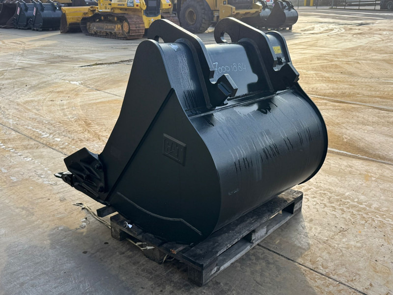 Caterpillar CW40 1200mm Bucket - بكت: صور 5 Caterpillar CW40 1200mm Bucket - بكت: صور 5