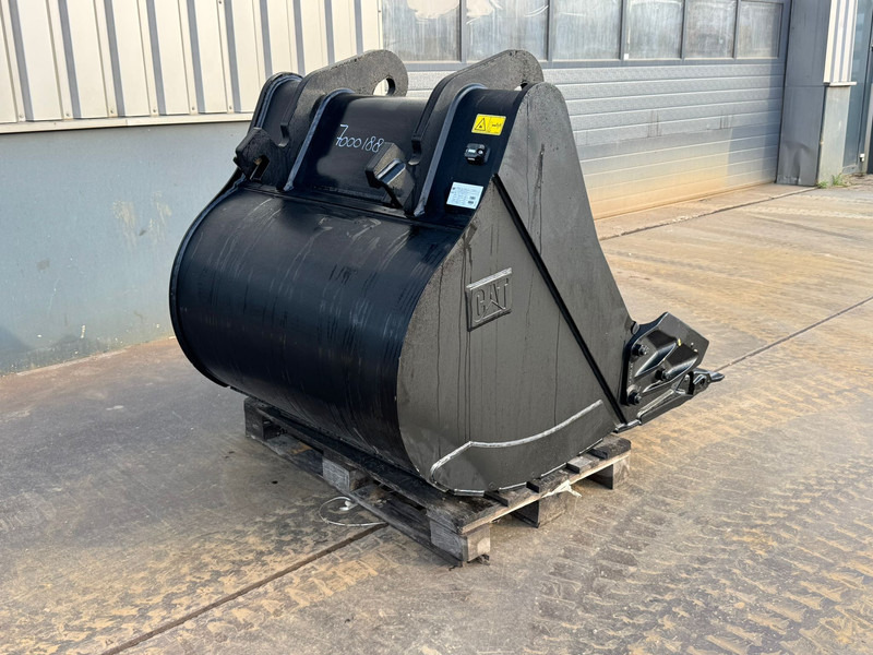 Caterpillar CW40 1200mm Bucket - بكت: صور 3 Caterpillar CW40 1200mm Bucket - بكت: صور 3