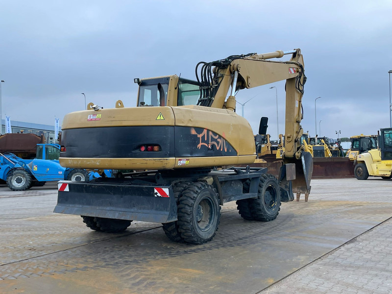 Caterpillar M318C - حفارة: صور 5 Caterpillar M318C - حفارة: صور 5