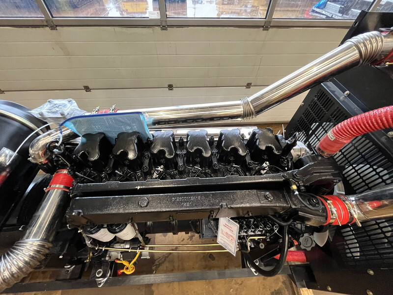 Giga power 375 KVA open generator set - LT-W300GF - مجموعة المولدات: صور 5 Giga power 375 KVA open generator set - LT-W300GF - مجموعة المولدات: صور 5