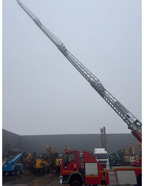 Iveco 130E23 4x2 Firetruck إيجار Iveco 130E23 4x2 Firetruck: صور 11