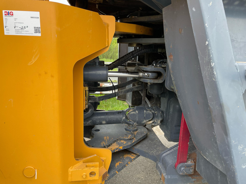 اللودر بعجل Liebherr L580: صور 20 اللودر بعجل Liebherr L580: صور 20