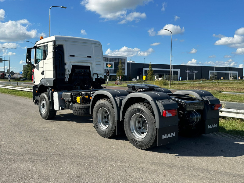 MAN TGS 33.400 BB SA 6x4 Manual - شاحنة جرار: صور 4 MAN TGS 33.400 BB SA 6x4 Manual - شاحنة جرار: صور 4