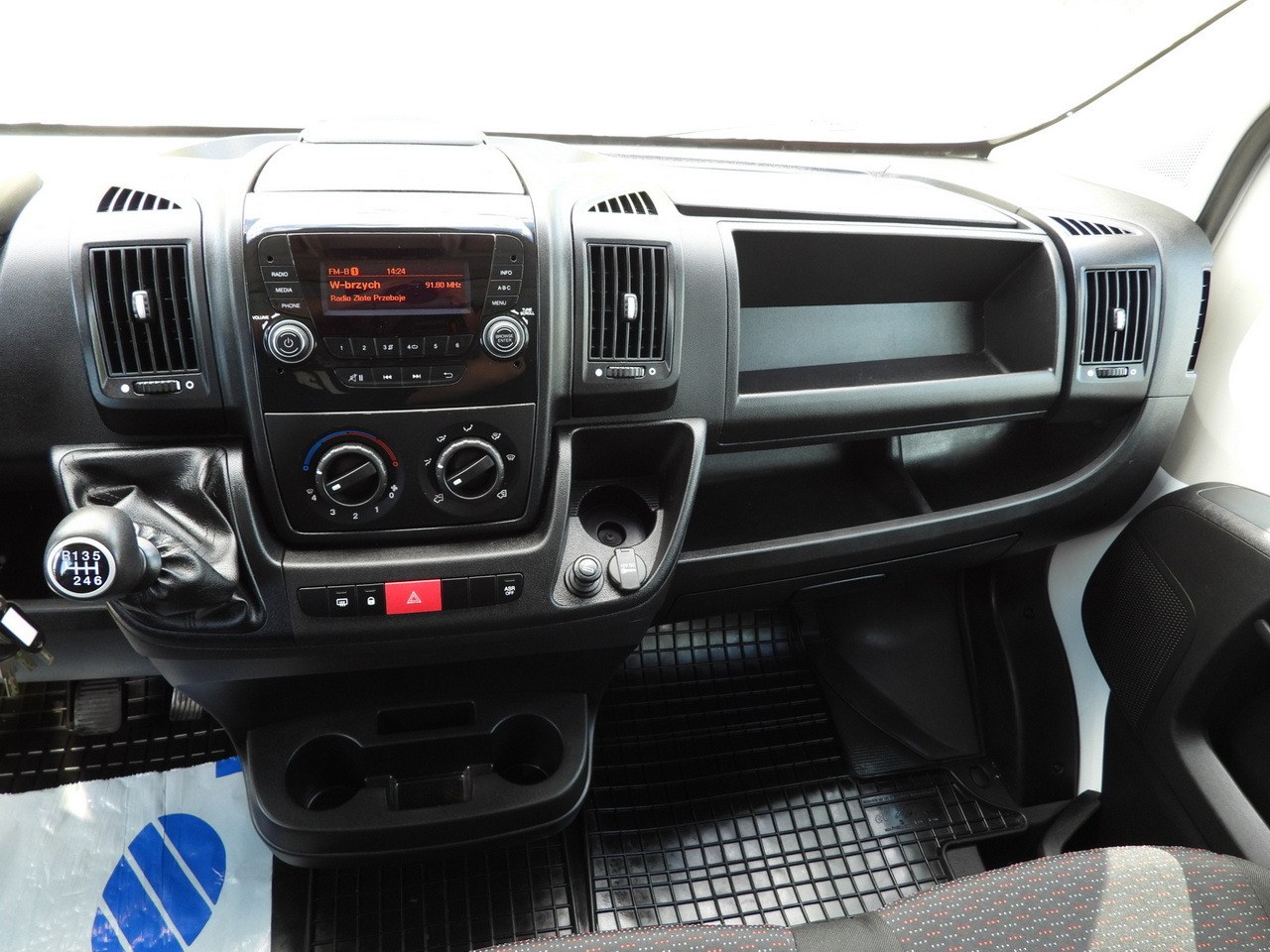 الشاحنات الصغيرة CITROEN JUMPER BOX DELIVERY VAN 7 SEATS CRUISE CONTROL  120HP: صور 35