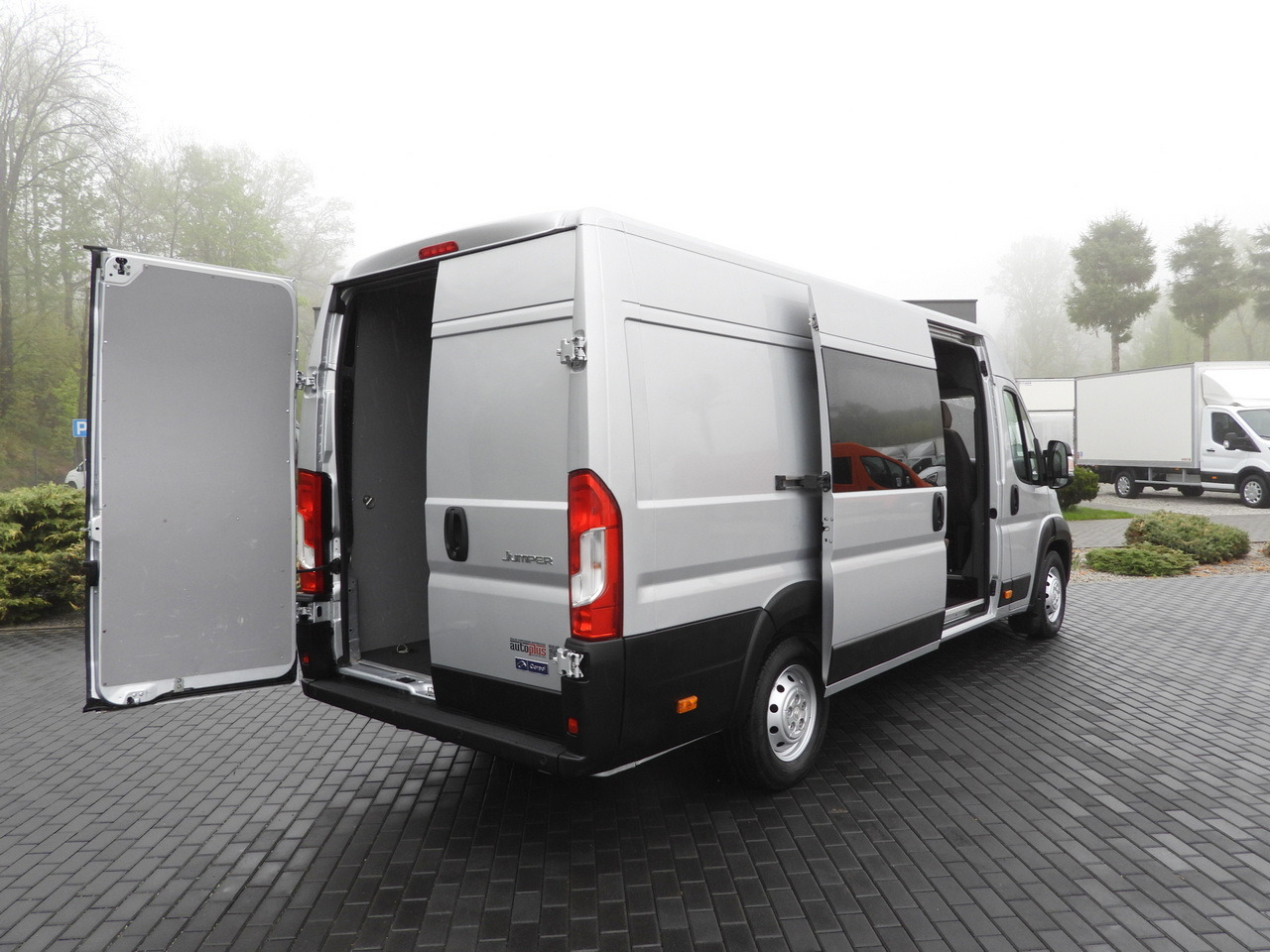 CITROEN JUMPER BOX DELIVERY VAN 7 SEATS CRUISE CONTROL LED LIGHTS AIR CONDITIONING 165HP - الشاحنات الصغيرة: صور 3 CITROEN JUMPER BOX DELIVERY VAN 7 SEATS CRUISE CONTROL LED LIGHTS AIR CONDITIONING 165HP - الشاحنات الصغيرة: صور 3