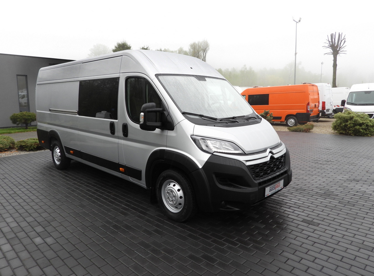 CITROEN JUMPER BOX DELIVERY VAN 7 SEATS CRUISE CONTROL LED LIGHTS AIR CONDITIONING 165HP - الشاحنات الصغيرة: صور 4 CITROEN JUMPER BOX DELIVERY VAN 7 SEATS CRUISE CONTROL LED LIGHTS AIR CONDITIONING 165HP - الشاحنات الصغيرة: صور 4