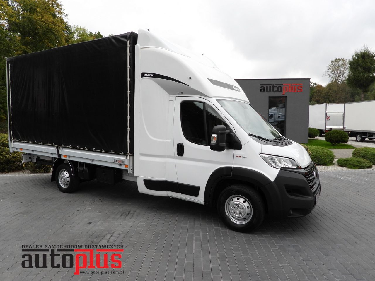 FIAT DUCATO TARPAULIN 9 PALLETS CRUISE CONTROL LED LIGHTS PNEUMATICS AIR CONDITIONING 180HP - الشاحنات الصغيرة ستائر: صور 1 FIAT DUCATO TARPAULIN 9 PALLETS CRUISE CONTROL LED LIGHTS PNEUMATICS AIR CONDITIONING 180HP - الشاحنات الصغيرة ستائر: صور 1