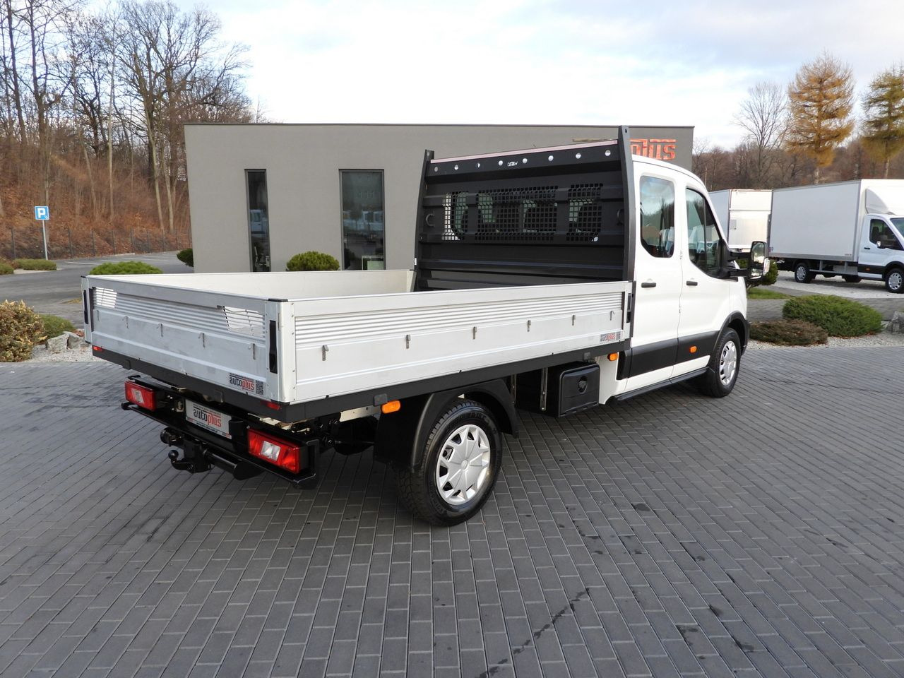 FORD TRANSIT 4x4 STAKE BODY DOUBLE CABIN DOKA 6 SEATS CRUISE CONTROL LED LIGHTS AIR CONDITIONING 170HP - الشاحنات الصغيرة كابينة مزدوجة: صور 3 FORD TRANSIT 4x4 STAKE BODY DOUBLE CABIN DOKA 6 SEATS CRUISE CONTROL LED LIGHTS AIR CONDITIONING 170HP - الشاحنات الصغيرة كابينة مزدوجة: صور 3