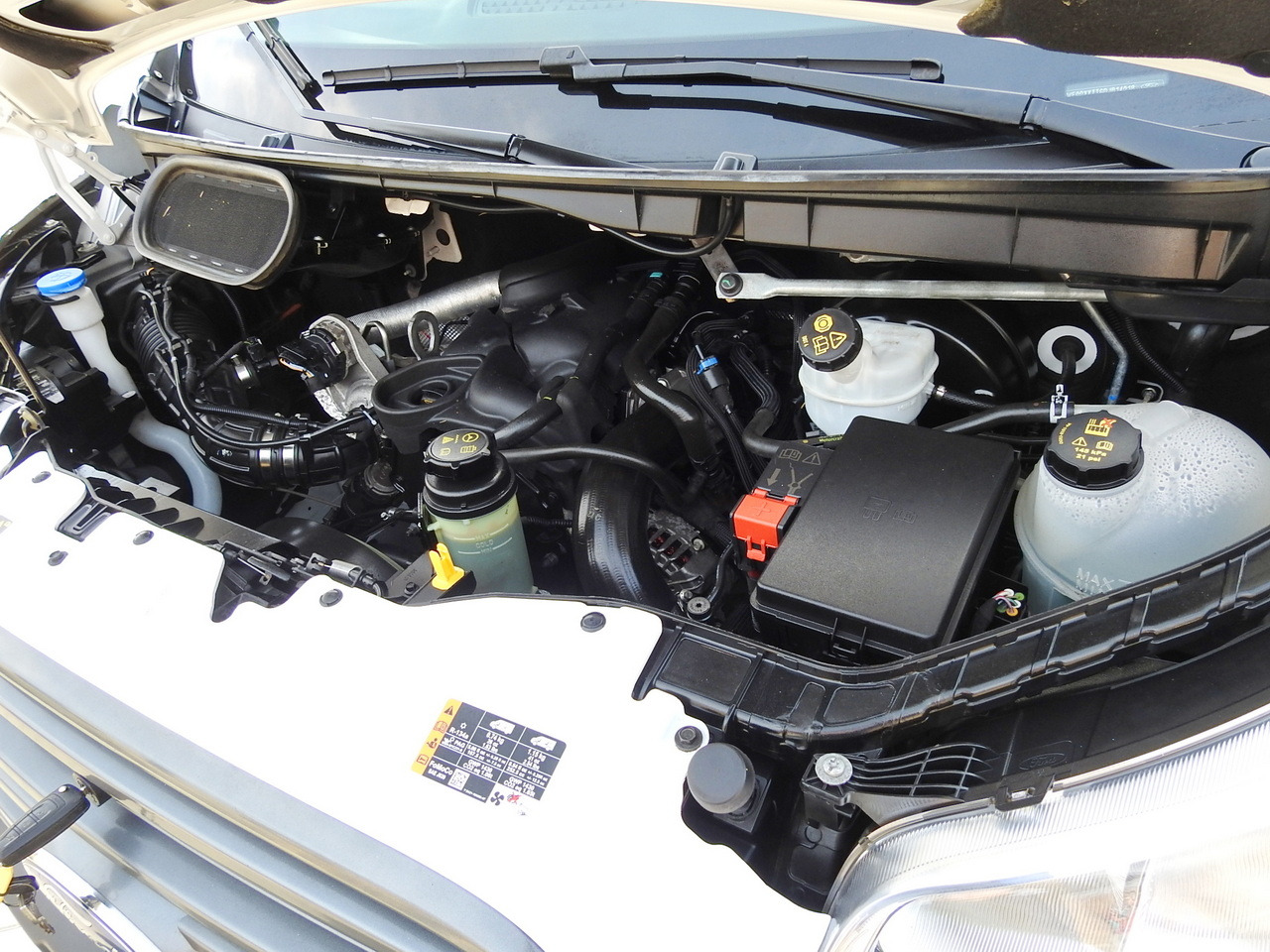 الشاحنات الصغيرة صندوق مغلق FORD TRANSIT BOX LIFT 8 PALLETS CRUISE CONTROL LED LIGHTS TWIN WHEELS AIR CONDITIONING 170HP: صور 25 الشاحنات الصغيرة صندوق مغلق FORD TRANSIT BOX LIFT 8 PALLETS CRUISE CONTROL LED LIGHTS TWIN WHEELS AIR CONDITIONING 170HP: صور 25