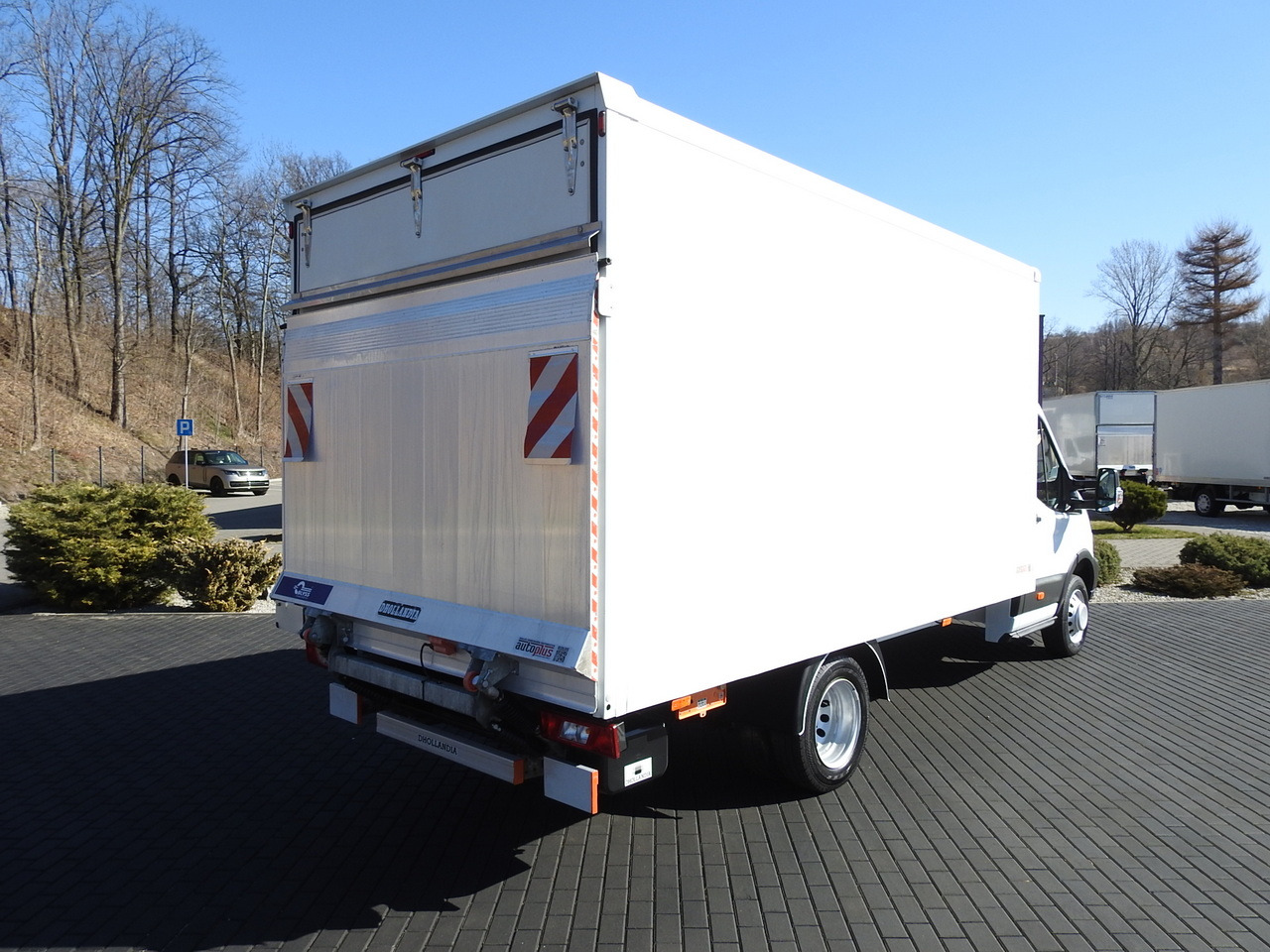 FORD TRANSIT BOX LIFT 8 PALLETS TWIN WHEELS AIR CONDITIONING 130HP - الشاحنات الصغيرة صندوق مغلق: صور 3 FORD TRANSIT BOX LIFT 8 PALLETS TWIN WHEELS AIR CONDITIONING 130HP - الشاحنات الصغيرة صندوق مغلق: صور 3