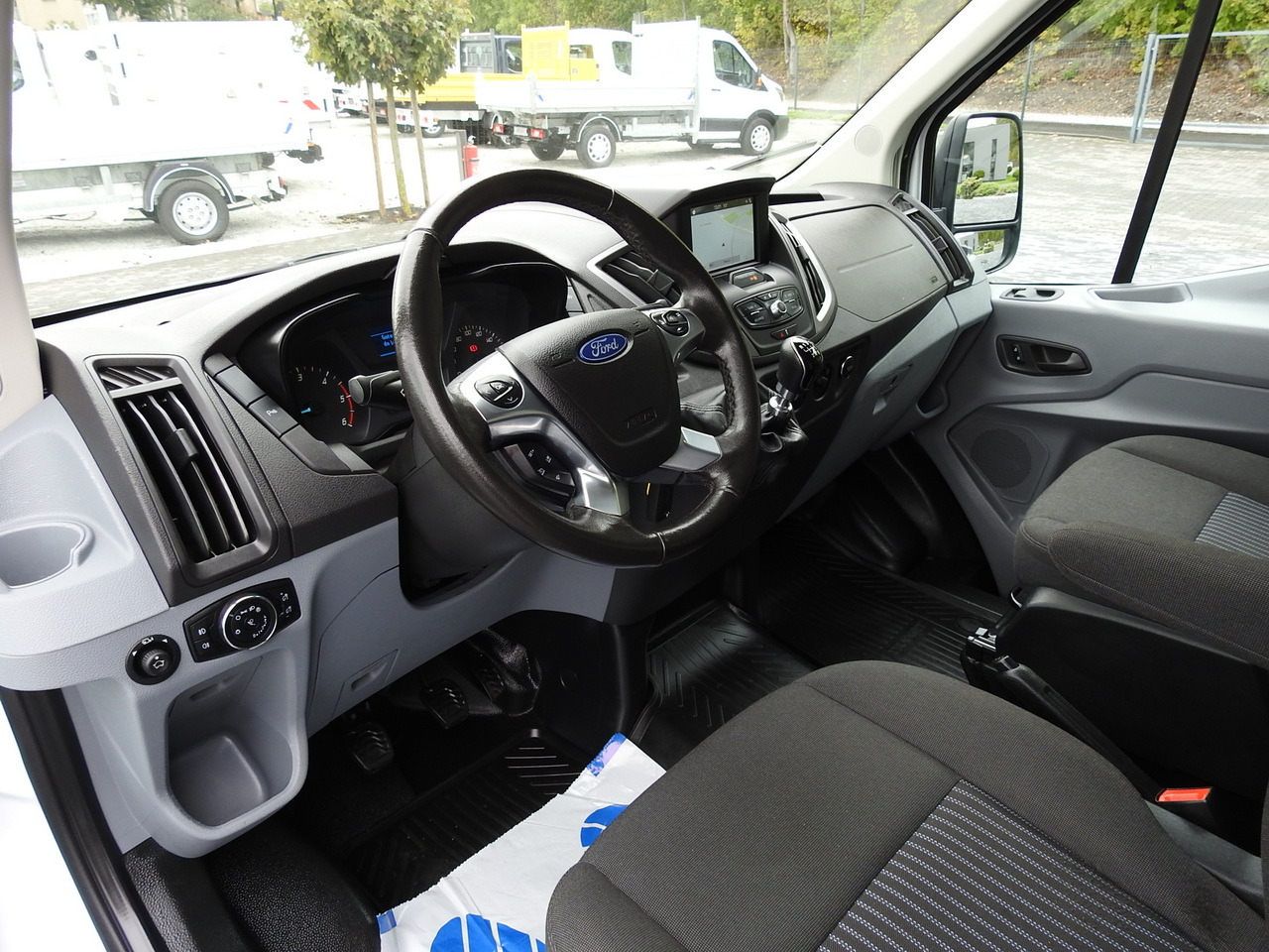 FORD TRANSIT REFRIGERATOR VAN 0*C HEATING FUNCTION POWER SUPPLY 230V CRUISE CONTROL NAVIGATION AIR CONDITIONING LED LIGHTS 130HP - الشاحنات الصغيرة المبردة: صور 2 FORD TRANSIT REFRIGERATOR VAN 0*C HEATING FUNCTION POWER SUPPLY 230V CRUISE CONTROL NAVIGATION AIR CONDITIONING LED LIGHTS 130HP - الشاحنات الصغيرة المبردة: صور 2