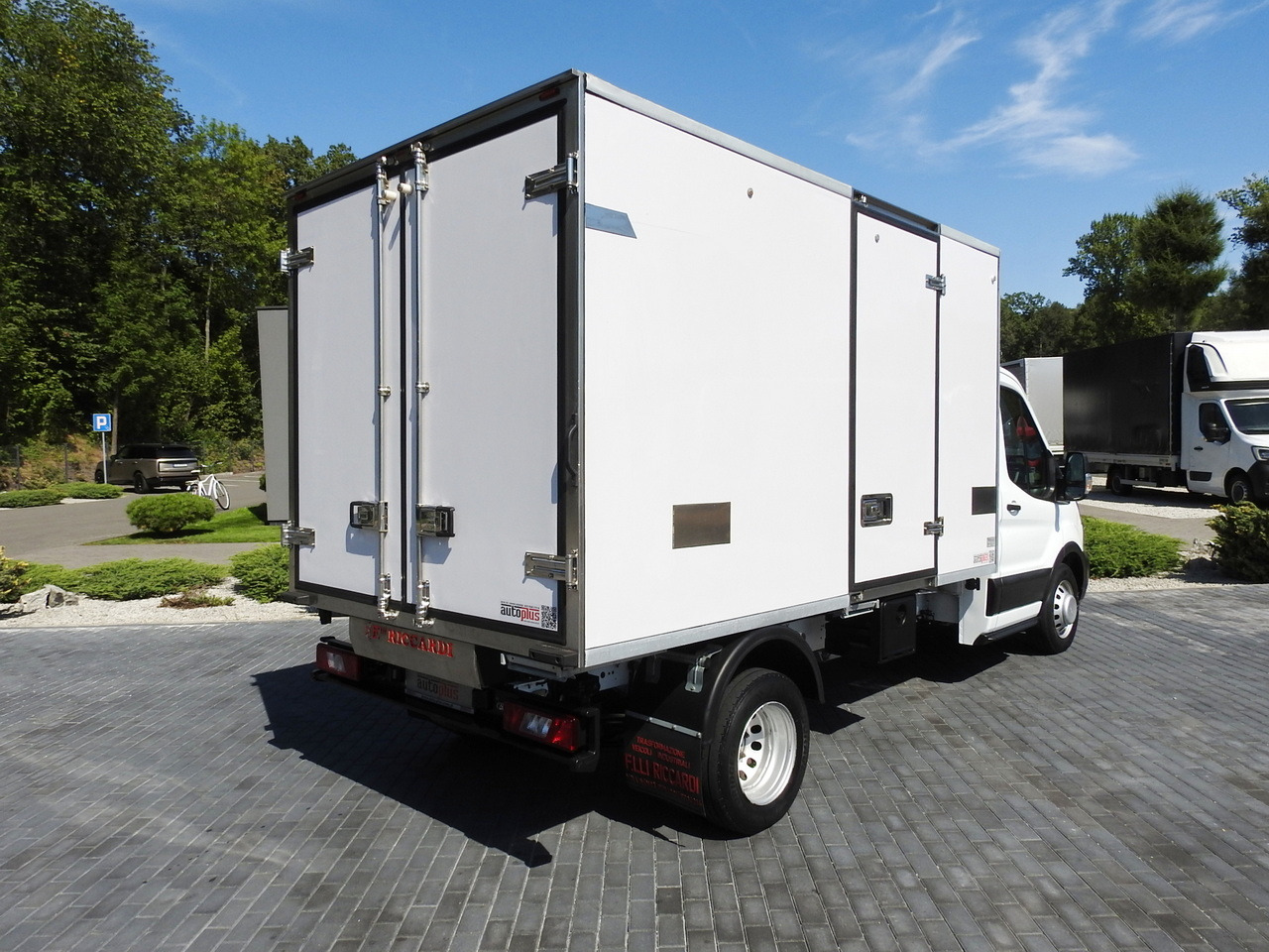 FORD TRANSIT REGRIGERATOR BOX 0*C POWER SUPPLY 230V CRUISE CONTROL AIR CONDITIONING TWIN WHEELS 170HP - الشاحنات الصغيرة المبردة: صور 3 FORD TRANSIT REGRIGERATOR BOX 0*C POWER SUPPLY 230V CRUISE CONTROL AIR CONDITIONING TWIN WHEELS 170HP - الشاحنات الصغيرة المبردة: صور 3