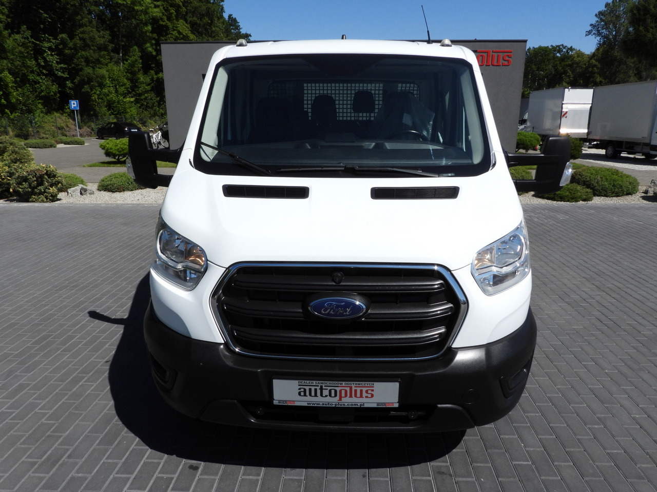 FORD TRANSIT STAKE BODY DOUBLE CABIN DOKA 7 SEATS TWIN WHEELS AIR CONDITIONING 130HP - الشاحنات الصغيرة المسطحة: صور 5 FORD TRANSIT STAKE BODY DOUBLE CABIN DOKA 7 SEATS TWIN WHEELS AIR CONDITIONING 130HP - الشاحنات الصغيرة المسطحة: صور 5
