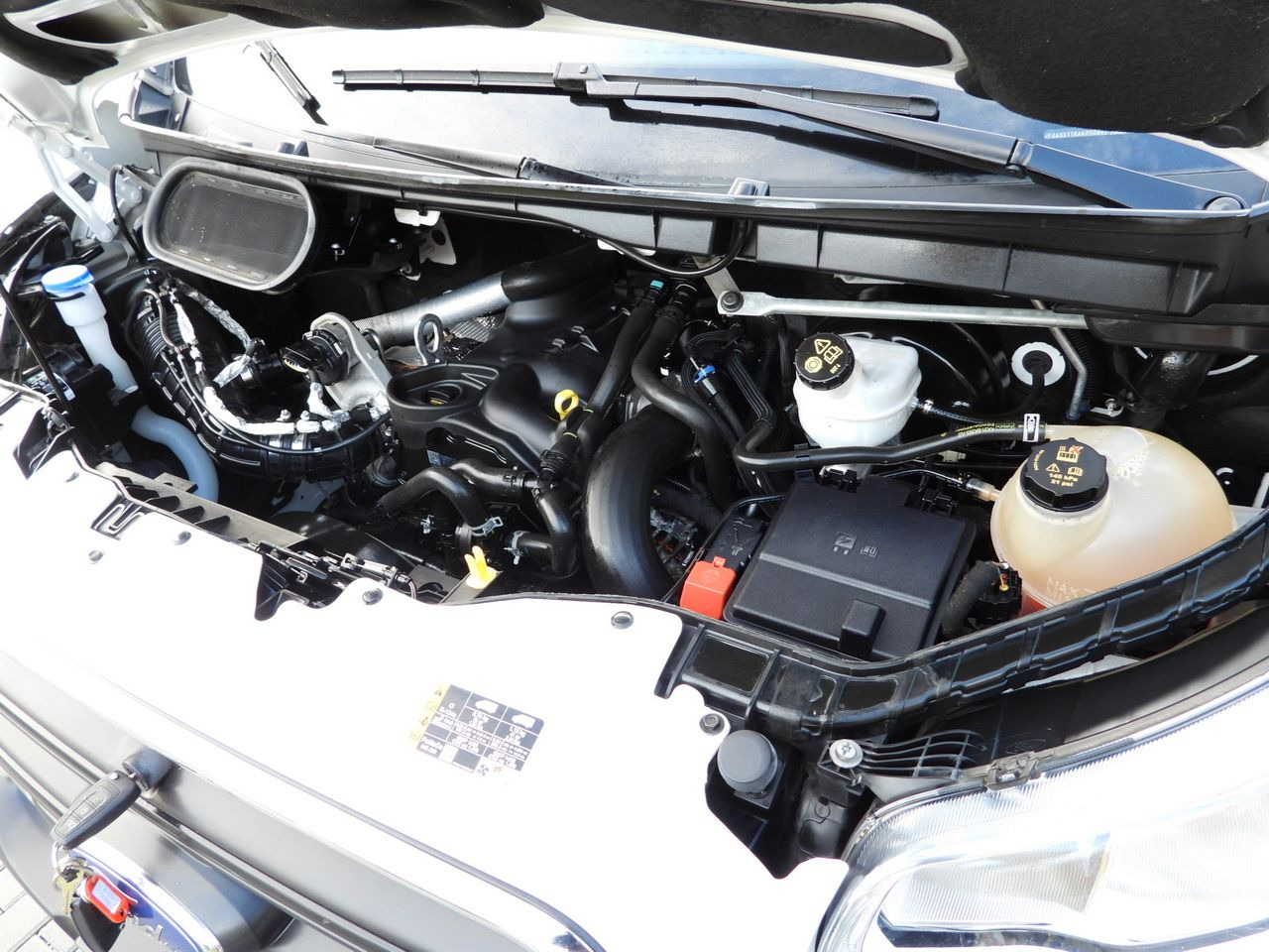 قلاب صغير FORD TRANSIT TIPPER CRUISE CONTROL LED LIGHTS TWIN WHEELS AIR CONDITIONING 130HP: صور 26 قلاب صغير FORD TRANSIT TIPPER CRUISE CONTROL LED LIGHTS TWIN WHEELS AIR CONDITIONING 130HP: صور 26