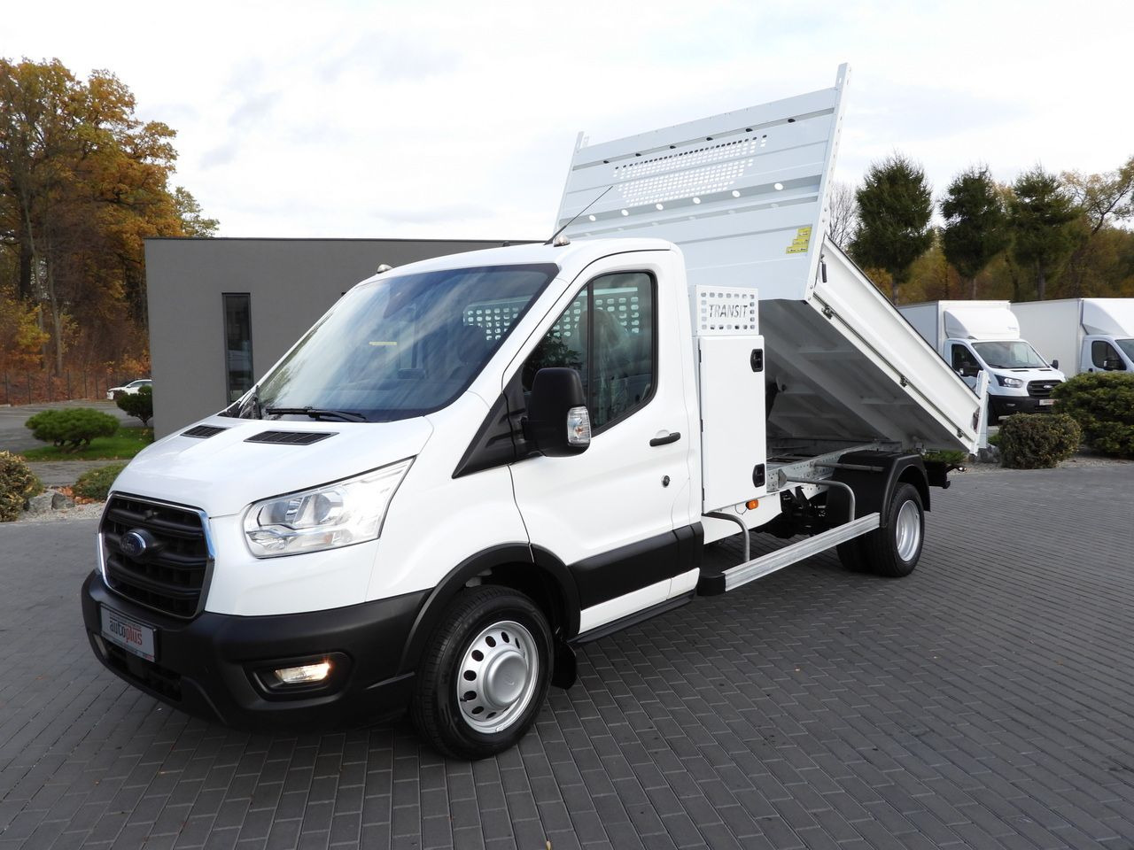 قلاب صغير FORD TRANSIT TIPPER CRUISE CONTROL LED LIGHTS TWIN WHEELS AIR CONDITIONING 130HP: صور 18 قلاب صغير FORD TRANSIT TIPPER CRUISE CONTROL LED LIGHTS TWIN WHEELS AIR CONDITIONING 130HP: صور 18