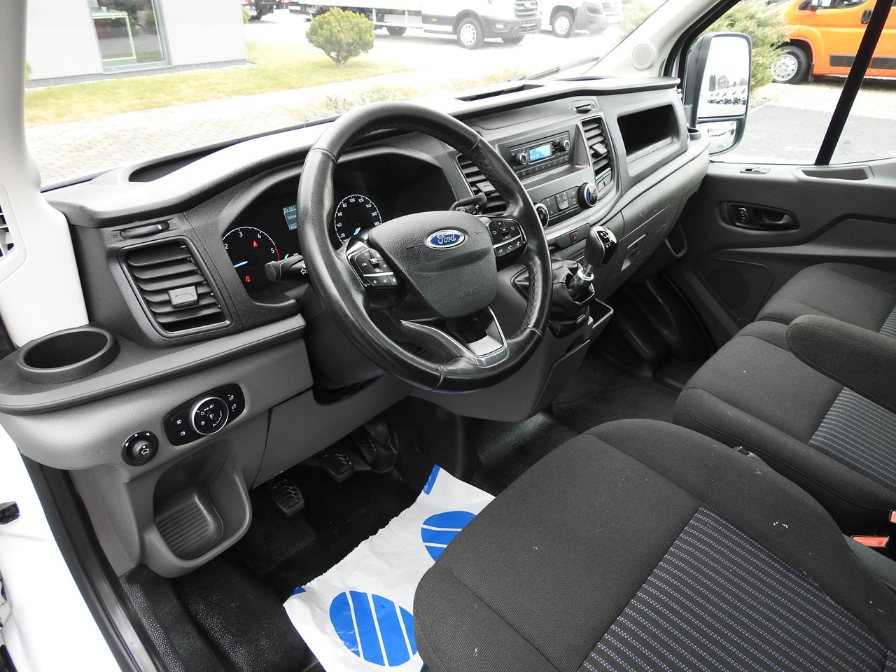 FORD TRANSIT TIPPER LED LIGHTS TWIN WHEELS AIR CONDITIONING 130HP - قلاب صغير: صور 2 FORD TRANSIT TIPPER LED LIGHTS TWIN WHEELS AIR CONDITIONING 130HP - قلاب صغير: صور 2