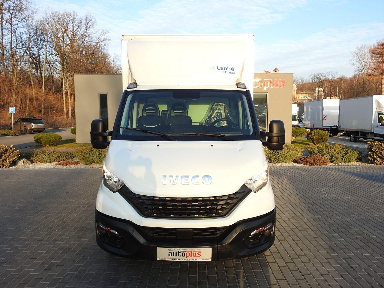 IVECO DAILY 35S16 BOX LIFT 8 PALLETS CRUISE CONTROL AIR CONDITIONING TWIN WHEELS 160HP - الشاحنات الصغيرة صندوق مغلق: صور 5 IVECO DAILY 35S16 BOX LIFT 8 PALLETS CRUISE CONTROL AIR CONDITIONING TWIN WHEELS 160HP - الشاحنات الصغيرة صندوق مغلق: صور 5
