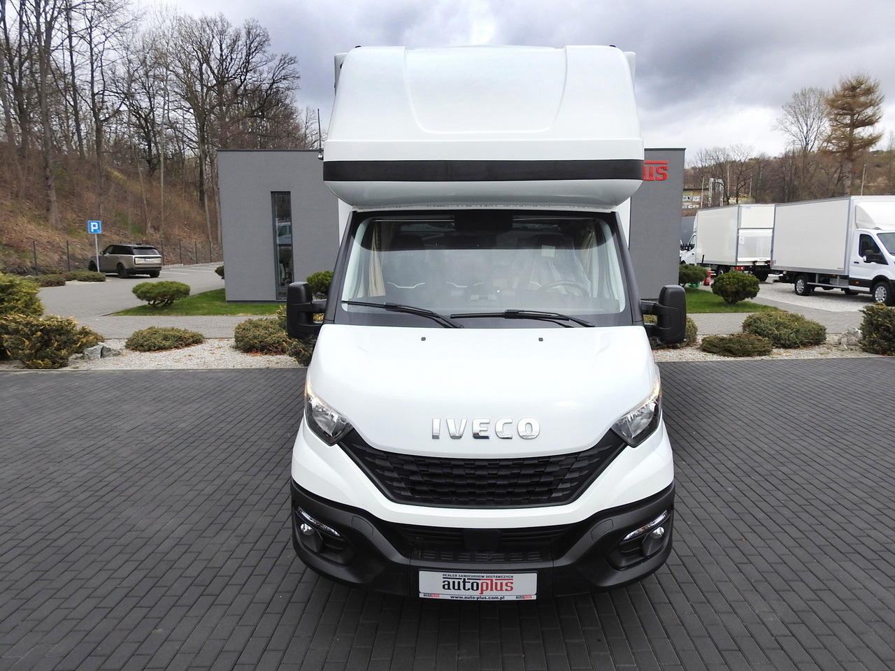 IVECO DAILY 35S18 TARPAULIN 10 PALLETS WEBASTO CRUISE CONTROL AIR CONDITIONING 180HP - الشاحنات الصغيرة ستائر: صور 5 IVECO DAILY 35S18 TARPAULIN 10 PALLETS WEBASTO CRUISE CONTROL AIR CONDITIONING 180HP - الشاحنات الصغيرة ستائر: صور 5