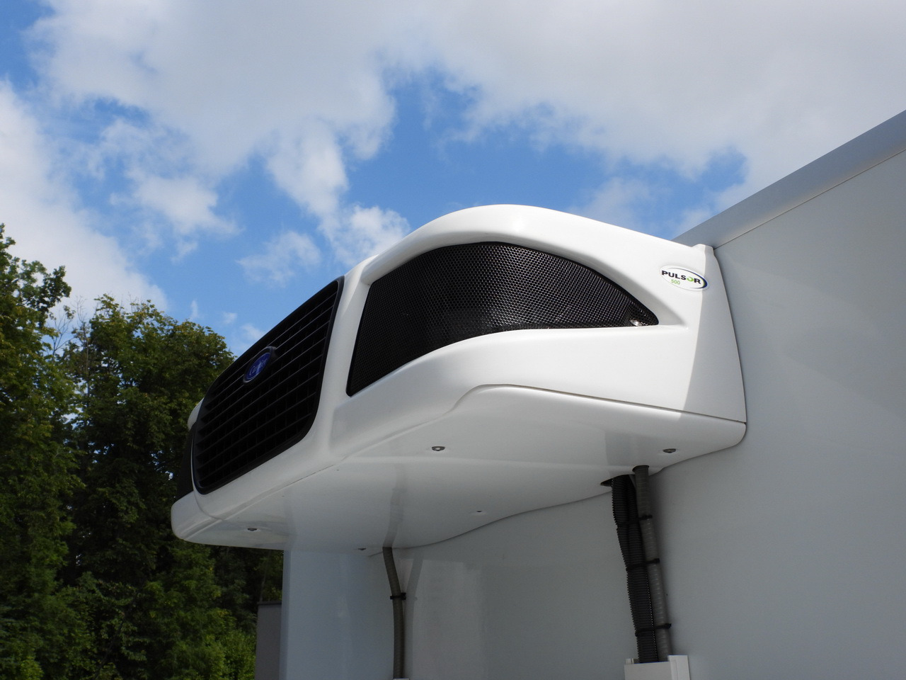 مبردة شاحنة IVECO DAILY 70C17 REFRIGERATOR 1*C LIFT 10 PALLETS POWER SUPPLY 230V CRUISE CONTROL AIR CONDITIONING PNEUMATICS AUTOMATIC TRANSMISSION HI-MATIC TWIN WHEELS 170HP: صور 18 مبردة شاحنة IVECO DAILY 70C17 REFRIGERATOR 1*C LIFT 10 PALLETS POWER SUPPLY 230V CRUISE CONTROL AIR CONDITIONING PNEUMATICS AUTOMATIC TRANSMISSION HI-MATIC TWIN WHEELS 170HP: صور 18