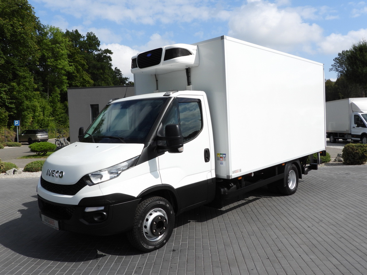 مبردة شاحنة IVECO DAILY 70C17 REFRIGERATOR 1*C LIFT 10 PALLETS POWER SUPPLY 230V CRUISE CONTROL AIR CONDITIONING PNEUMATICS AUTOMATIC TRANSMISSION HI-MATIC TWIN WHEELS 170HP: صور 16 مبردة شاحنة IVECO DAILY 70C17 REFRIGERATOR 1*C LIFT 10 PALLETS POWER SUPPLY 230V CRUISE CONTROL AIR CONDITIONING PNEUMATICS AUTOMATIC TRANSMISSION HI-MATIC TWIN WHEELS 170HP: صور 16