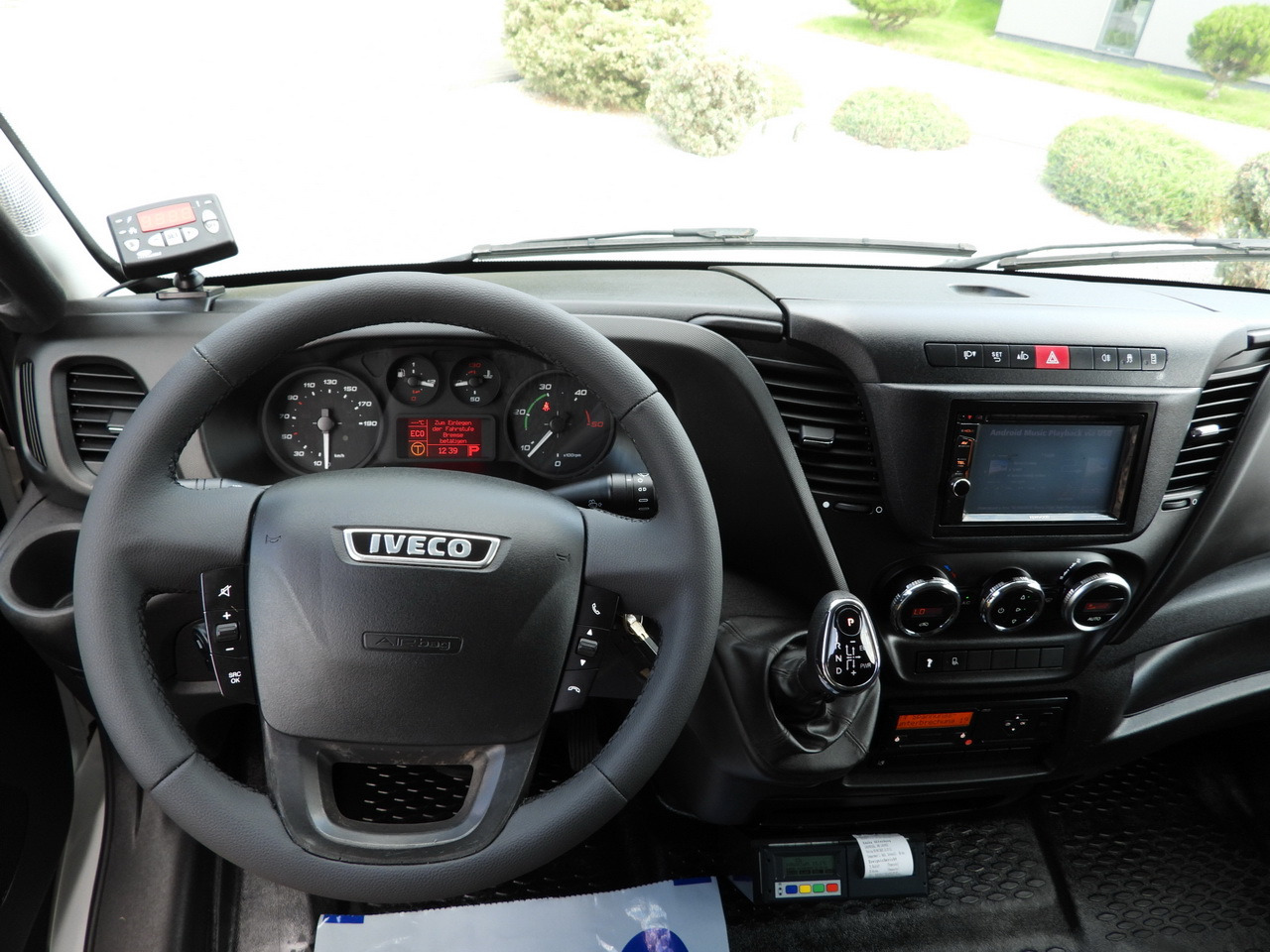 مبردة شاحنة IVECO DAILY 70C17 REFRIGERATOR 1*C LIFT 10 PALLETS POWER SUPPLY 230V CRUISE CONTROL AIR CONDITIONING PNEUMATICS AUTOMATIC TRANSMISSION HI-MATIC TWIN WHEELS 170HP: صور 36 مبردة شاحنة IVECO DAILY 70C17 REFRIGERATOR 1*C LIFT 10 PALLETS POWER SUPPLY 230V CRUISE CONTROL AIR CONDITIONING PNEUMATICS AUTOMATIC TRANSMISSION HI-MATIC TWIN WHEELS 170HP: صور 36