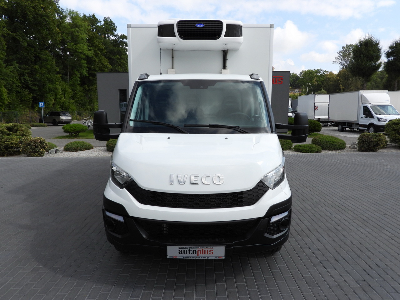 IVECO DAILY 70C17 REFRIGERATOR 1*C LIFT 10 PALLETS POWER SUPPLY 230V CRUISE CONTROL AIR CONDITIONING PNEUMATICS AUTOMATIC TRANSMISSION HI-MATIC TWIN WHEELS 170HP - مبردة شاحنة: صور 5 IVECO DAILY 70C17 REFRIGERATOR 1*C LIFT 10 PALLETS POWER SUPPLY 230V CRUISE CONTROL AIR CONDITIONING PNEUMATICS AUTOMATIC TRANSMISSION HI-MATIC TWIN WHEELS 170HP - مبردة شاحنة: صور 5