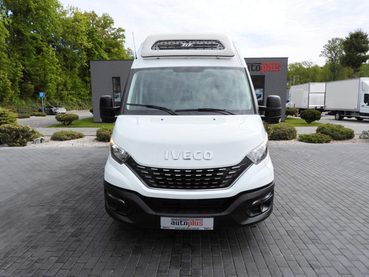 Iveco DAILY 35S14 KÜHLKASTENWAGEN-10*C TEMPOMAT - الشاحنات الصغيرة المبردة: صور 5 Iveco DAILY 35S14 KÜHLKASTENWAGEN-10*C TEMPOMAT - الشاحنات الصغيرة المبردة: صور 5