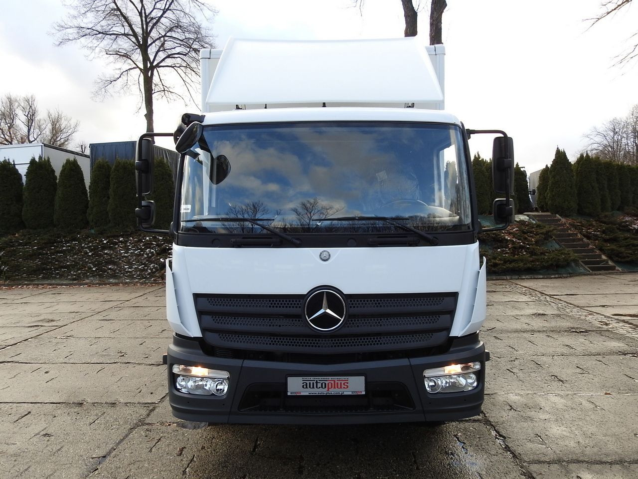 MERCEDES ATEGO 12.24 BOX LIFT 18 PALLETS CRUISE CONTROL AUTOMATIC TRANSMISSION TWIN WHEELS AIR CONDITIONING 240HP - الشاحنات الصغيرة صندوق مغلق: صور 5 MERCEDES ATEGO 12.24 BOX LIFT 18 PALLETS CRUISE CONTROL AUTOMATIC TRANSMISSION TWIN WHEELS AIR CONDITIONING 240HP - الشاحنات الصغيرة صندوق مغلق: صور 5
