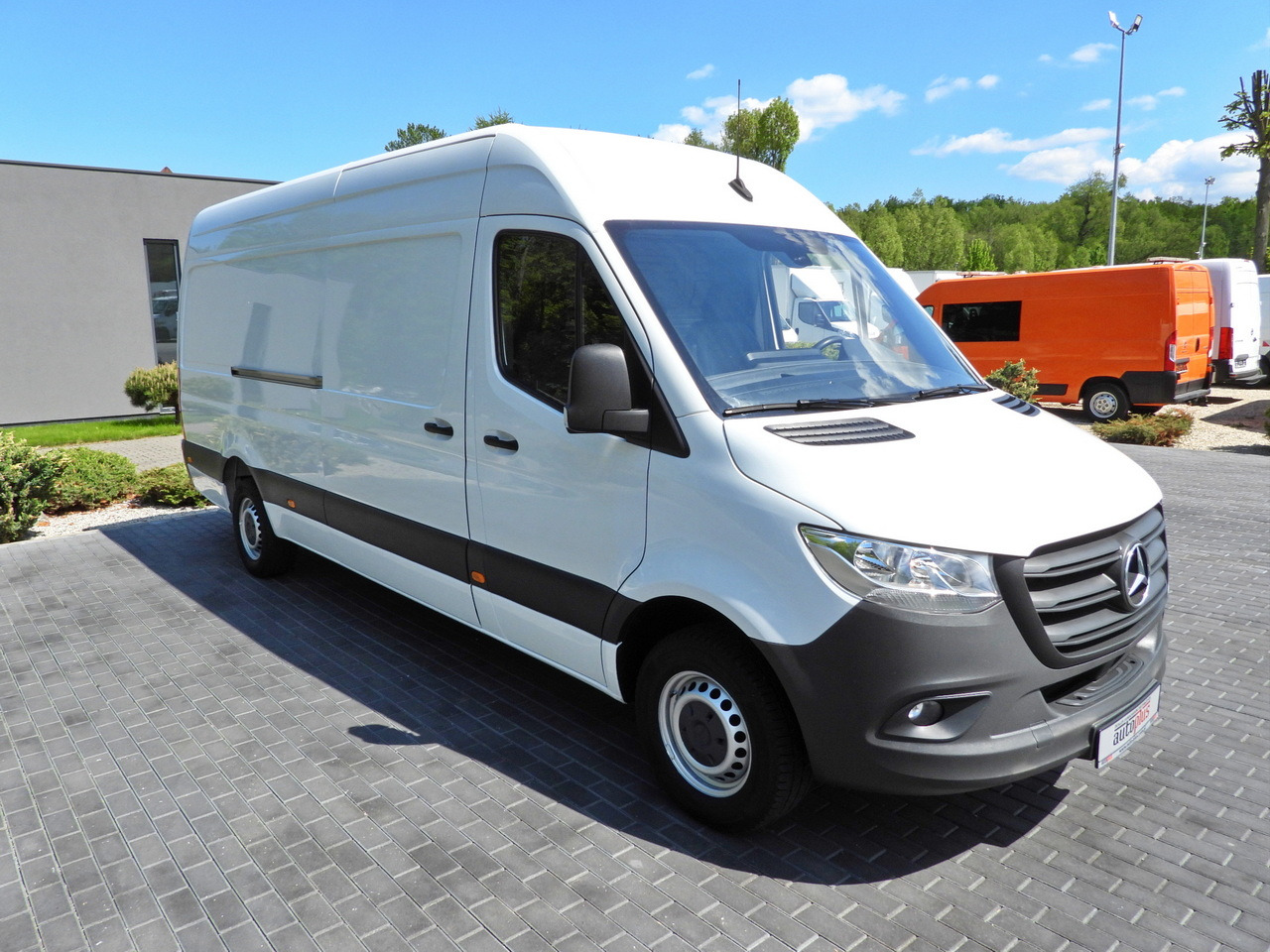 MERCEDES SPRINTER 316 VAN AIR CONDITIONING 165HP - فان: صور 4 MERCEDES SPRINTER 316 VAN AIR CONDITIONING 165HP - فان: صور 4