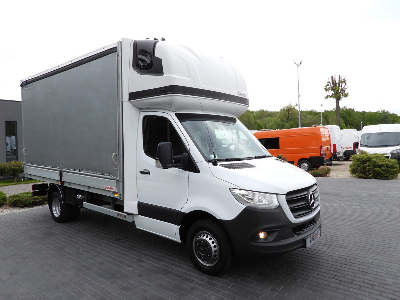 MERCEDES SPRINTER 519  TARPAULIN 8 PALLETS WEBASTO CRUISE CONTROL TWIN WHEELS AIR CONDITIONING  190HP - الشاحنات الصغيرة ستائر: صور 4 MERCEDES SPRINTER 519  TARPAULIN 8 PALLETS WEBASTO CRUISE CONTROL TWIN WHEELS AIR CONDITIONING  190HP - الشاحنات الصغيرة ستائر: صور 4