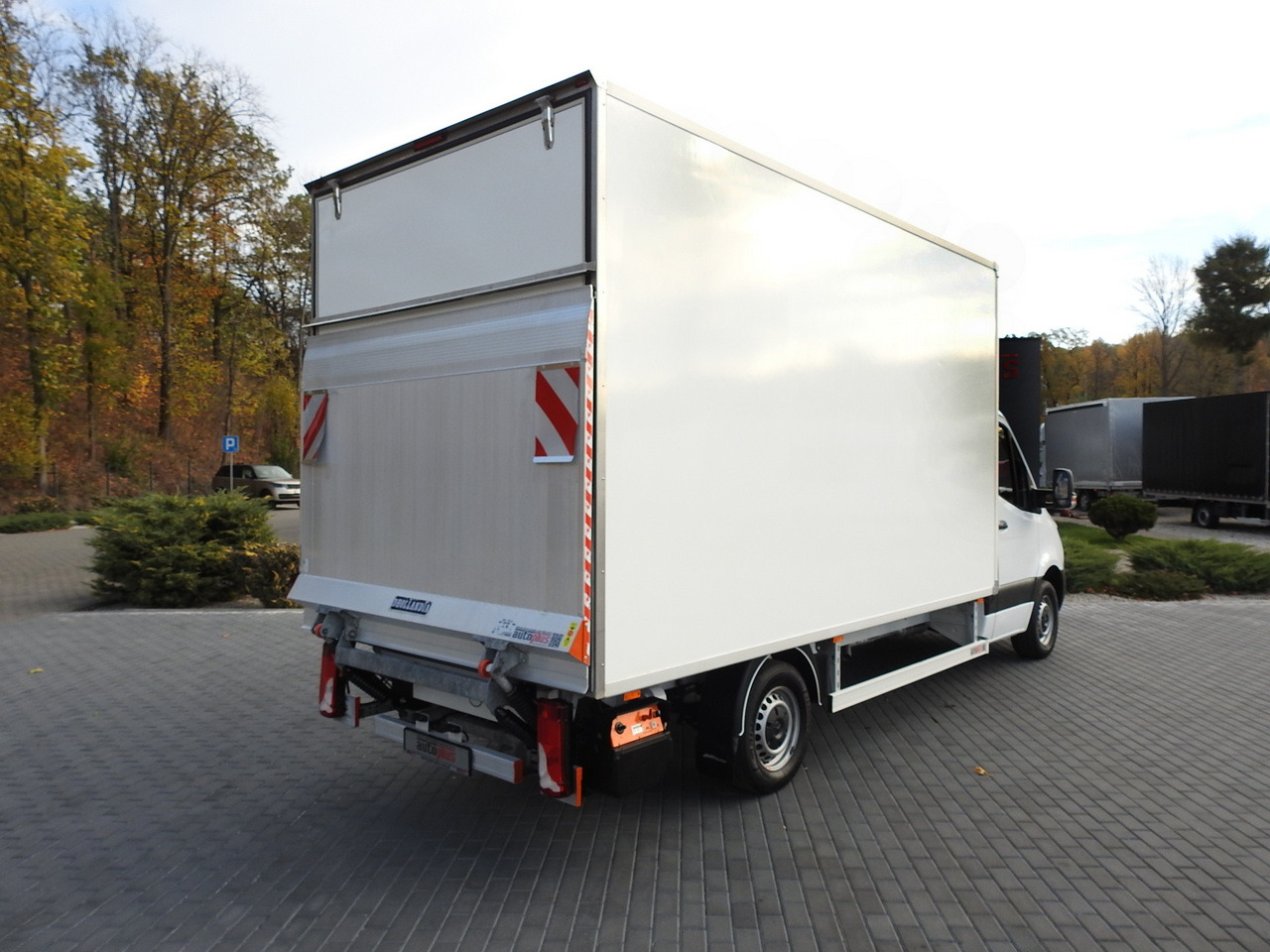 MERCEDES SPRINTER BOX LIFT 8 PALLETS AIR CONDITIONING  150HP - الشاحنات الصغيرة المبردة: صور 3 MERCEDES SPRINTER BOX LIFT 8 PALLETS AIR CONDITIONING  150HP - الشاحنات الصغيرة المبردة: صور 3