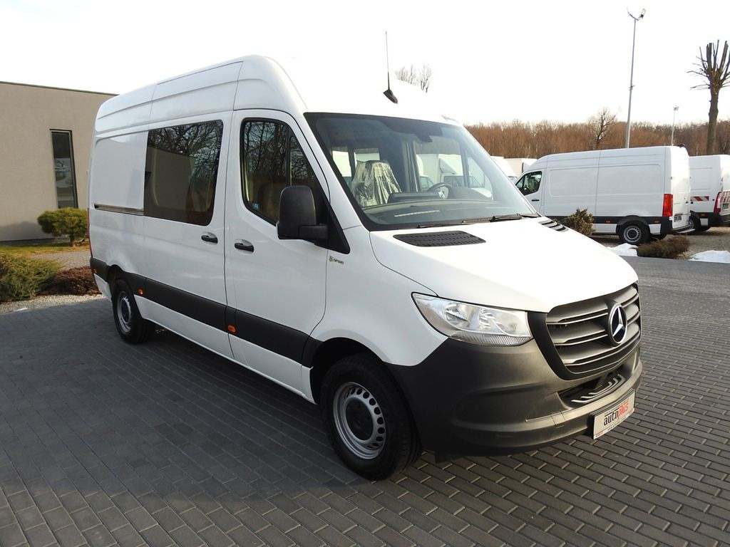 Mercedes-Benz SPRINTER 314 KASTENWAGEN DOPPELKABINE 6 SITZE - فان, الشاحنات الصغيرة كابينة مزدوجة: صور 4 Mercedes-Benz SPRINTER 314 KASTENWAGEN DOPPELKABINE 6 SITZE - فان, الشاحنات الصغيرة كابينة مزدوجة: صور 4
