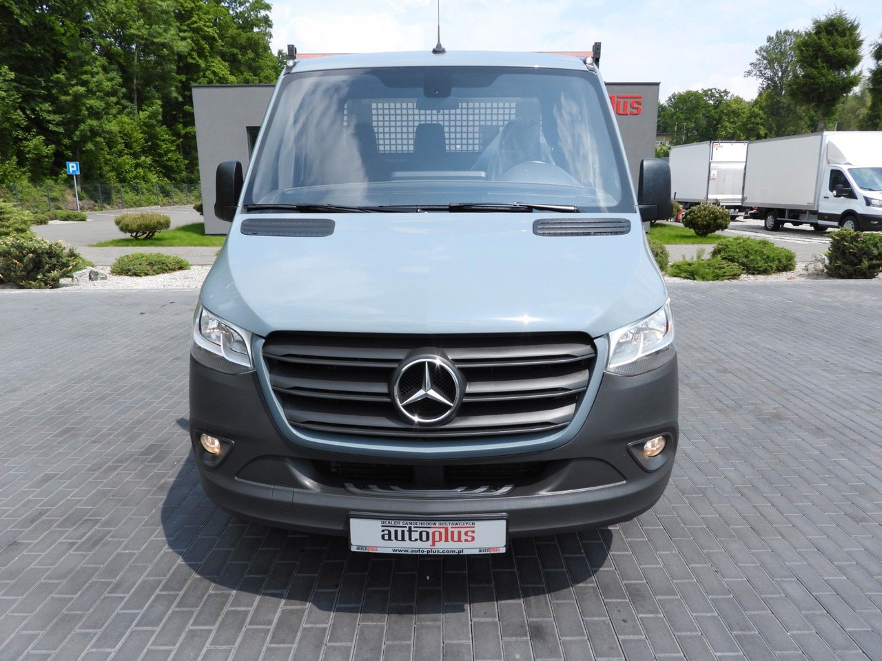 Mercedes-Benz SPRINTER 315 PRITSCHE 8 PALETTEN TEMPOMAT - الشاحنات الصغيرة المسطحة: صور 5 Mercedes-Benz SPRINTER 315 PRITSCHE 8 PALETTEN TEMPOMAT - الشاحنات الصغيرة المسطحة: صور 5