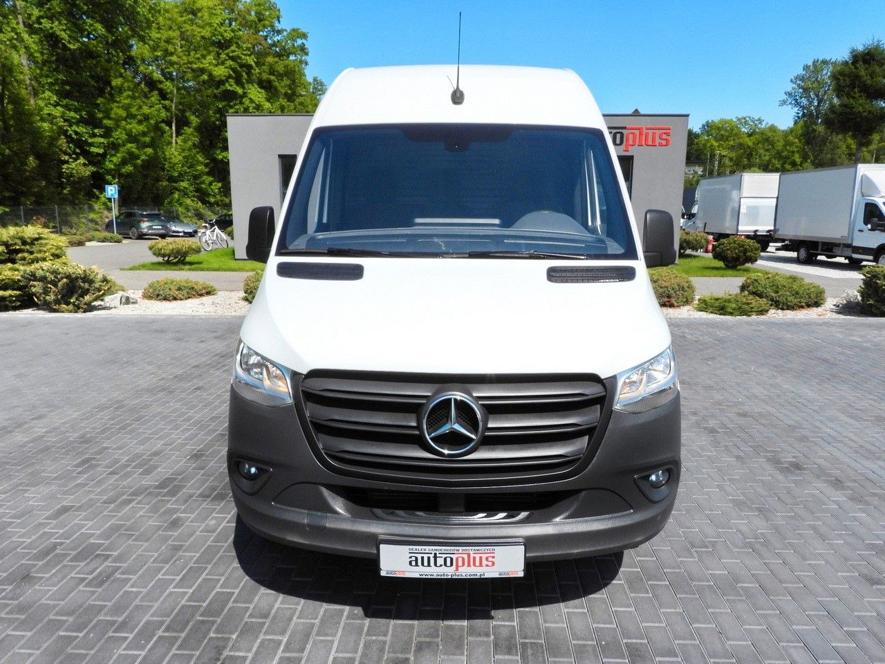 Mercedes-Benz SPRINTER 316 KASTENWAGEN KLIMAANLAGE 165PS Mercedes-Benz SPRINTER 316 KASTENWAGEN KLIMAANLAGE 165PS - فان: صور 5 Mercedes-Benz SPRINTER 316 KASTENWAGEN KLIMAANLAGE 165PS Mercedes-Benz SPRINTER 316 KASTENWAGEN KLIMAANLAGE 165PS - فان: صور 5