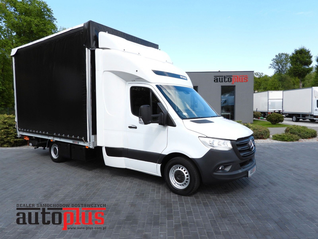 Mercedes-Benz SPRINTER 316 PRITSCHE PLANE AUFZUG 10 PALETTEN - الشاحنات الصغيرة ستائر, الشاحنات الصغيرة كابينة مزدوجة: صور 1 Mercedes-Benz SPRINTER 316 PRITSCHE PLANE AUFZUG 10 PALETTEN - الشاحنات الصغيرة ستائر, الشاحنات الصغيرة كابينة مزدوجة: صور 1