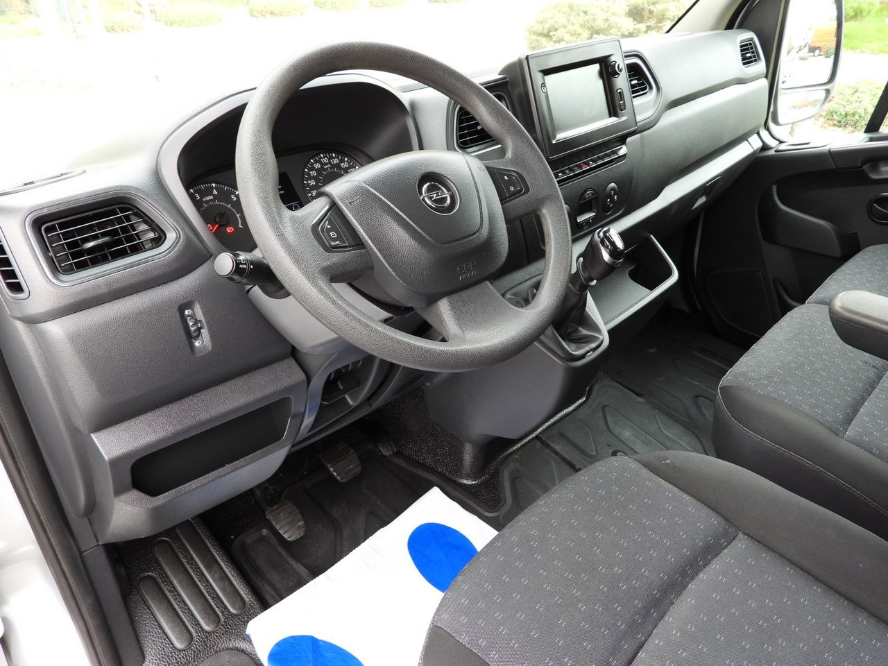 OPEL MOVANO BOX DELIVERY VAN 7 SEATS CRUISE CONTROL LED LIGHTS AIR CONDITIONING 180HP - فان: صور 2 OPEL MOVANO BOX DELIVERY VAN 7 SEATS CRUISE CONTROL LED LIGHTS AIR CONDITIONING 180HP - فان: صور 2