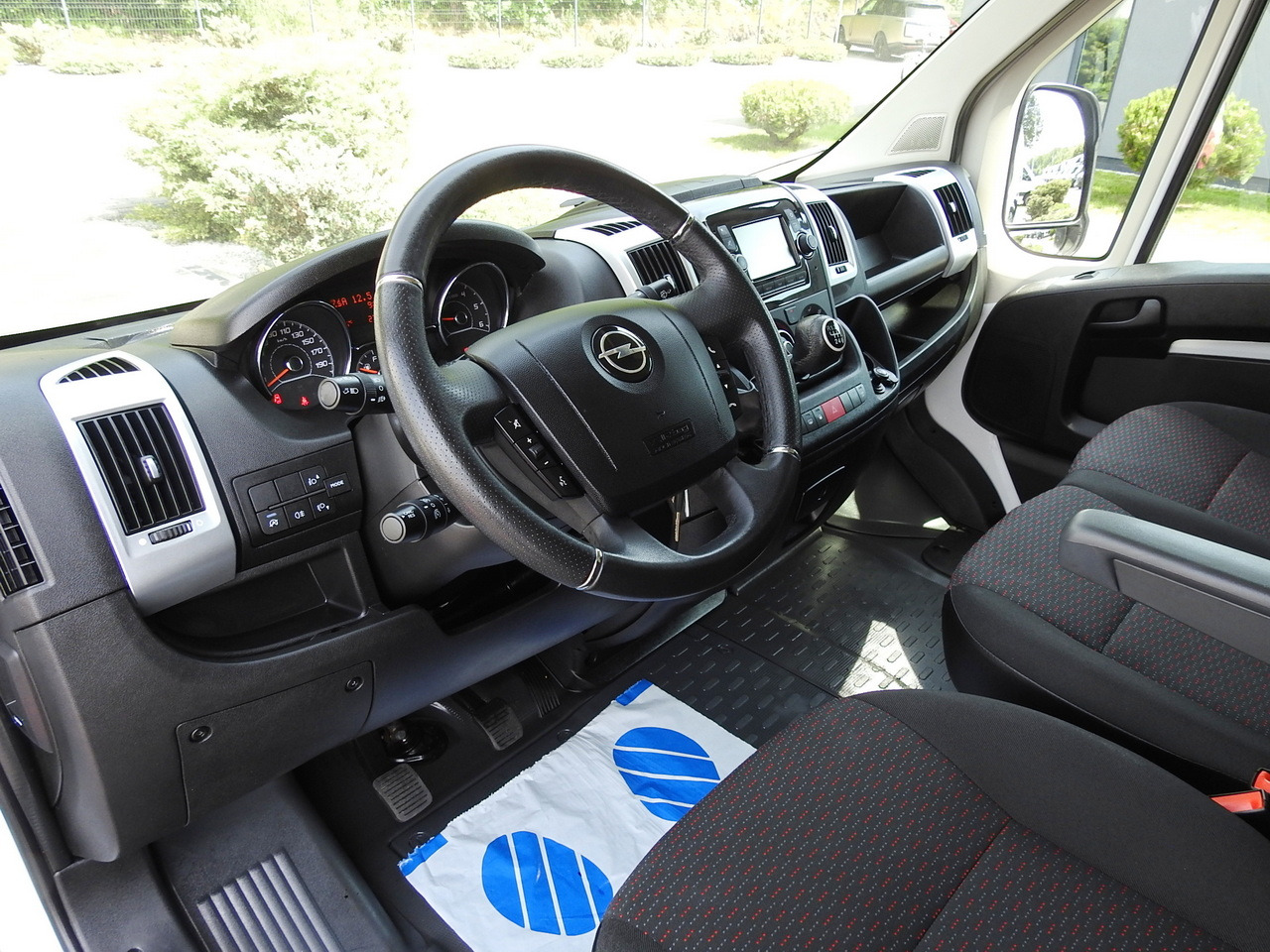 OPEL MOVANO VAN CRUISE CONTROL AIR CONDITIONING 140HP - فان: صور 2 OPEL MOVANO VAN CRUISE CONTROL AIR CONDITIONING 140HP - فان: صور 2