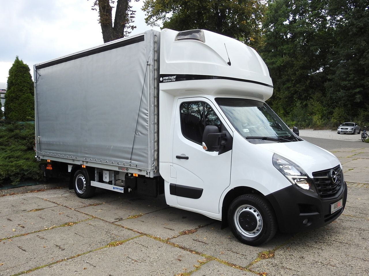 OPEL MOVANO - الشاحنات الصغيرة ستائر: صور 4 OPEL MOVANO - الشاحنات الصغيرة ستائر: صور 4