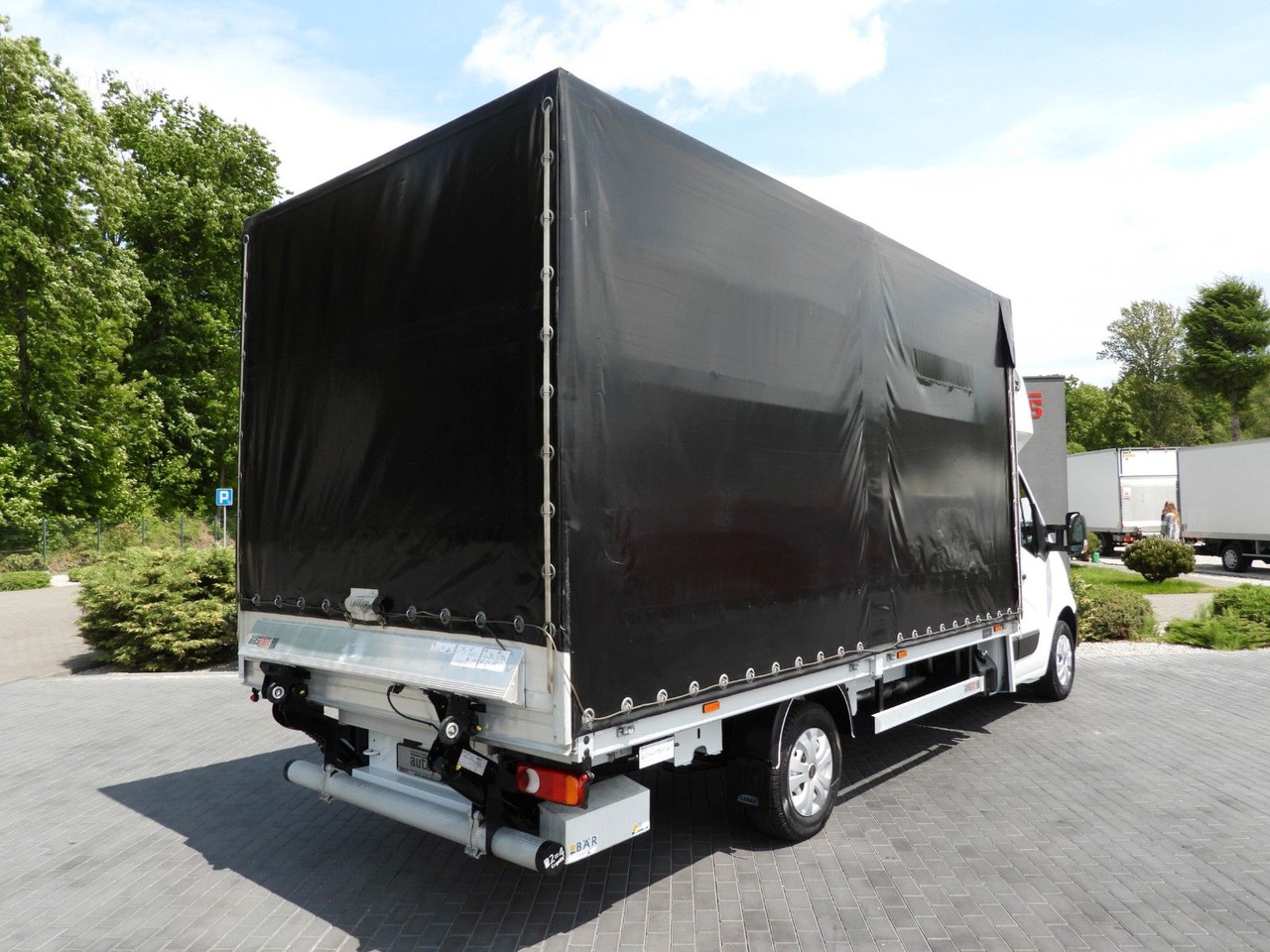 Opel MOVANO PRITSCHE PLANE AUFZUG 9 PALETTEN WEBASTO - الشاحنات الصغيرة ستائر: صور 3 Opel MOVANO PRITSCHE PLANE AUFZUG 9 PALETTEN WEBASTO - الشاحنات الصغيرة ستائر: صور 3
