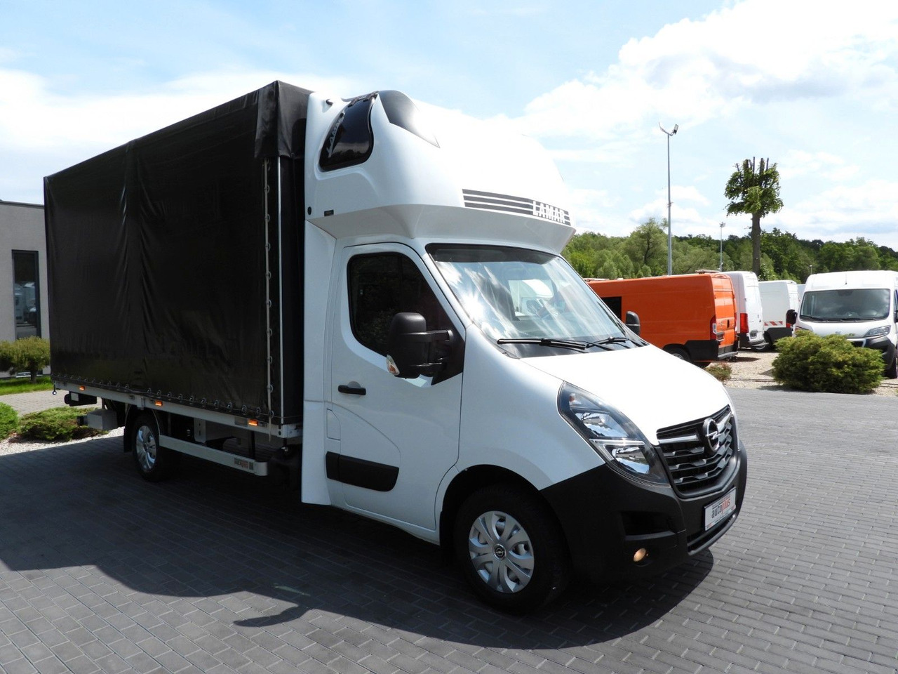 Opel MOVANO PRITSCHE PLANE AUFZUG 9 PALETTEN WEBASTO - الشاحنات الصغيرة ستائر: صور 4 Opel MOVANO PRITSCHE PLANE AUFZUG 9 PALETTEN WEBASTO - الشاحنات الصغيرة ستائر: صور 4