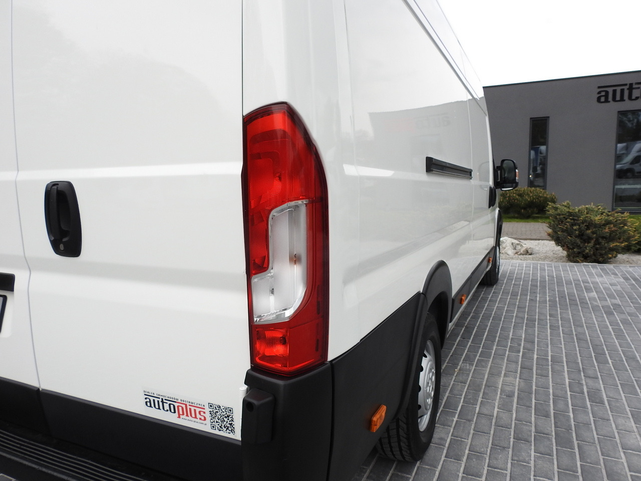 الشاحنات الصغيرة المبردة PEUGEOT BOXER REFRIGERATOR VAN 0*C CRUISE CONTROL NAVIGATION AIR CONDITIONING  135HP: صور 18