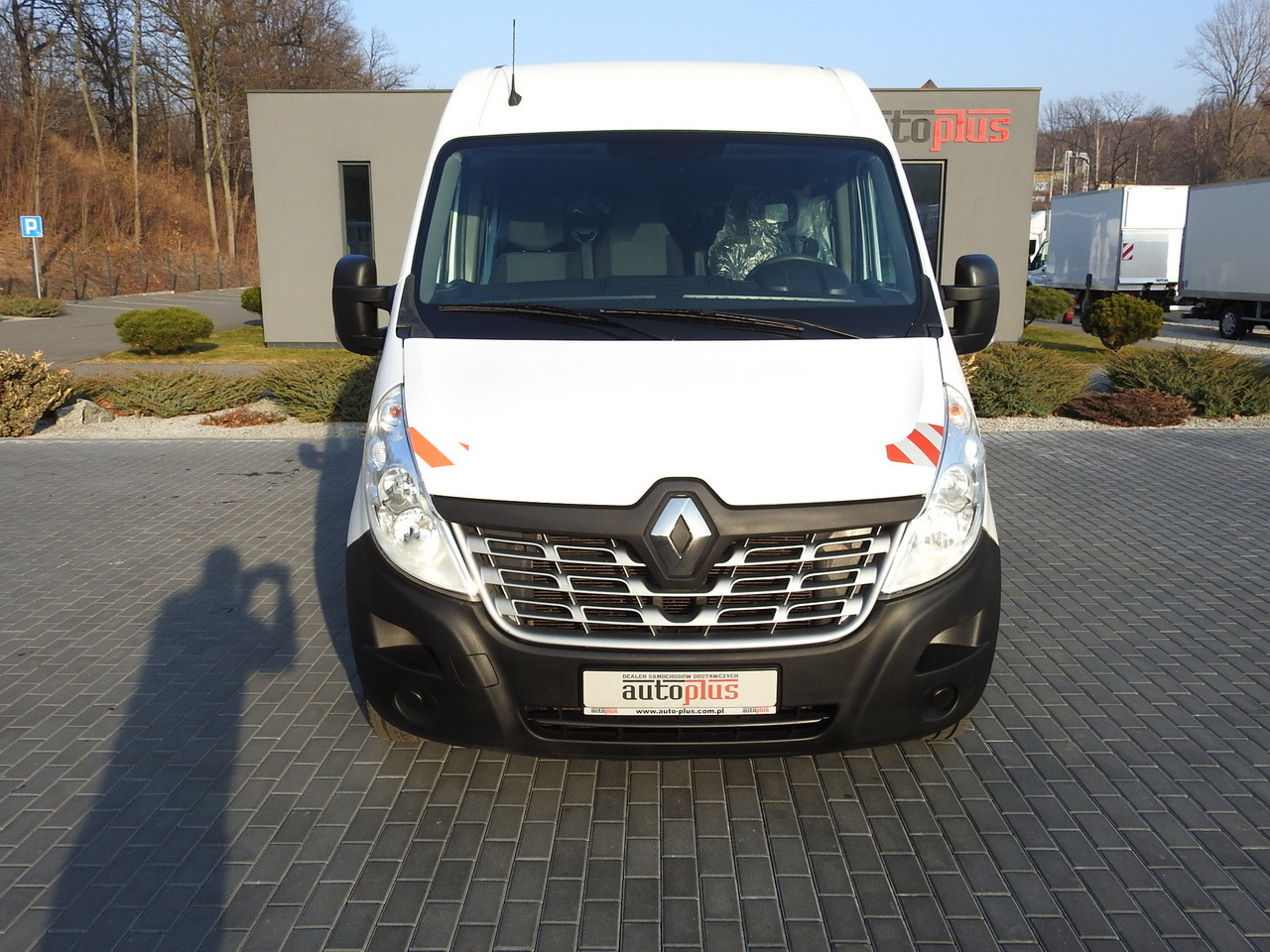 RENAULT MASTER BOX DELIVERY VAN 7 SEATS CRUISE CONTROL AIR CONDITIONING 130HP - فان: صور 5 RENAULT MASTER BOX DELIVERY VAN 7 SEATS CRUISE CONTROL AIR CONDITIONING 130HP - فان: صور 5
