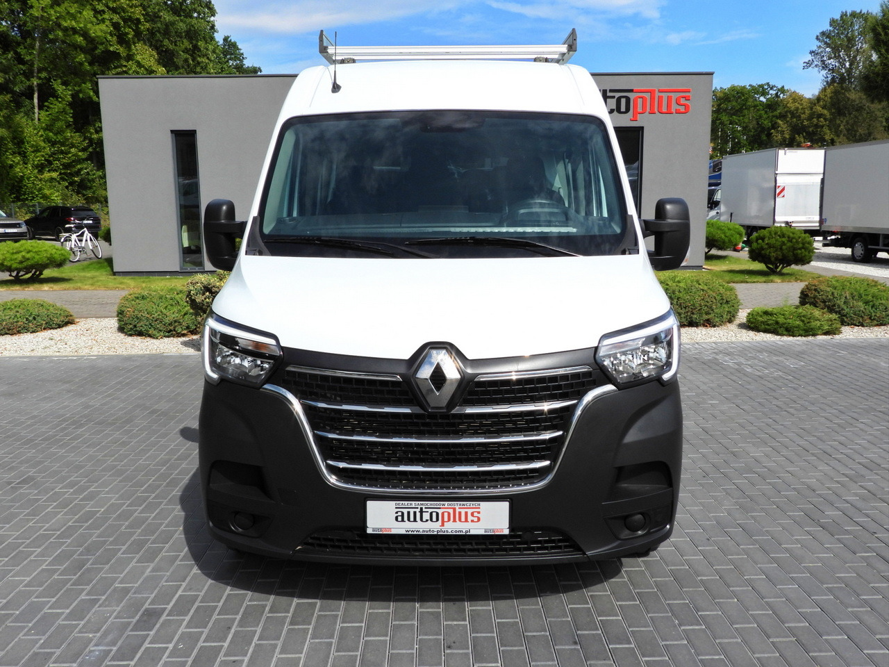 RENAULT MASTER BOX DELIVERY VAN 7 SEATS CRUISE CONTROL NAVIGATION LED LIGHTS AIR CONDITIONING 135HP - فان: صور 5 RENAULT MASTER BOX DELIVERY VAN 7 SEATS CRUISE CONTROL NAVIGATION LED LIGHTS AIR CONDITIONING 135HP - فان: صور 5